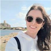 Laureata magistrale in Lingue e letterature moderne pee e americane offre aiuto compiti per inglese e materie umanistiche